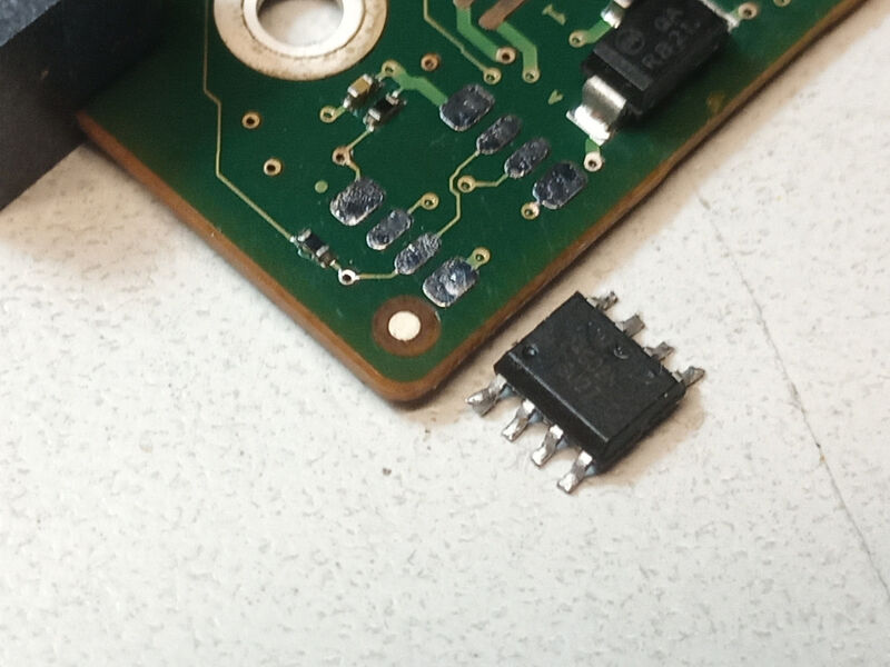 HDD board replacement memory IC swap 02
