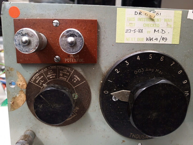 Resistor decade box repairs 01