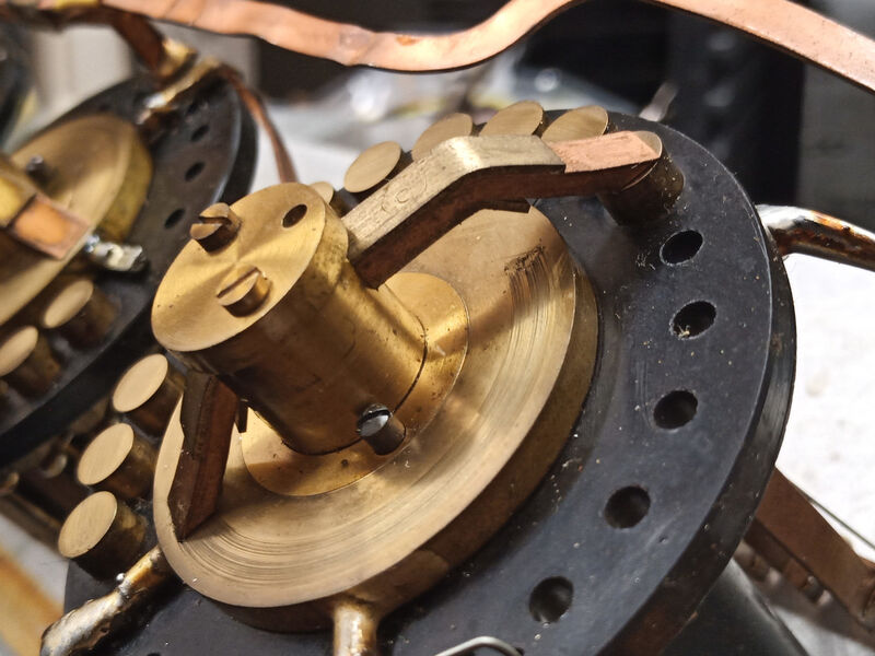 Resistor decade box repairs 06